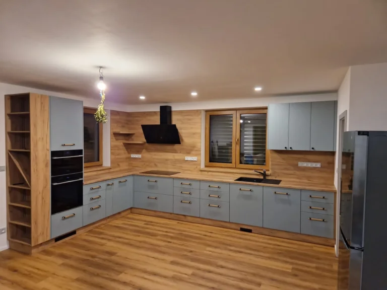 Kuchyň v netradičních barvách